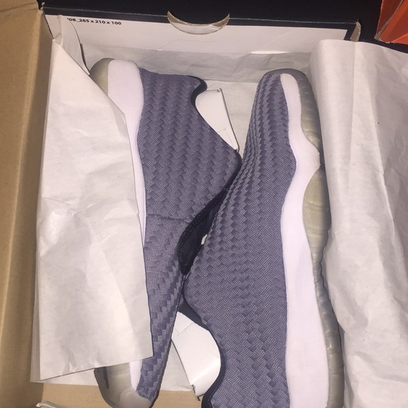 Air Jordan Future Low BG - Picture 2 of 3